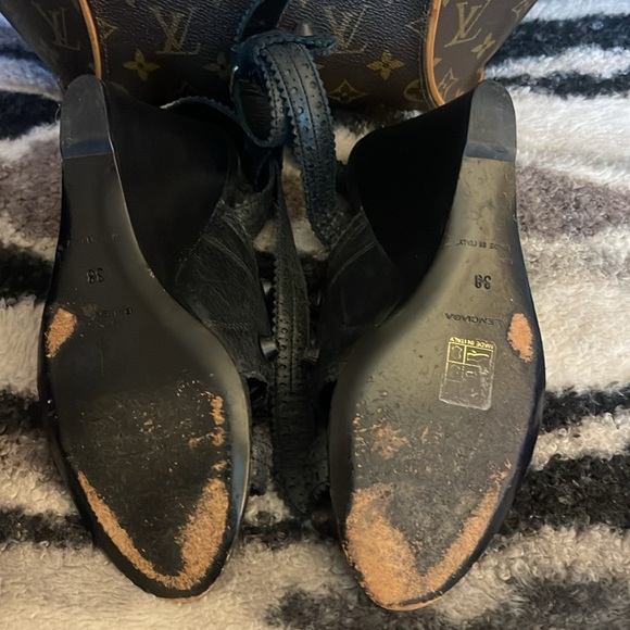 Balenciaga wedges in the color, black size 38 leather - Picture 5 of 6